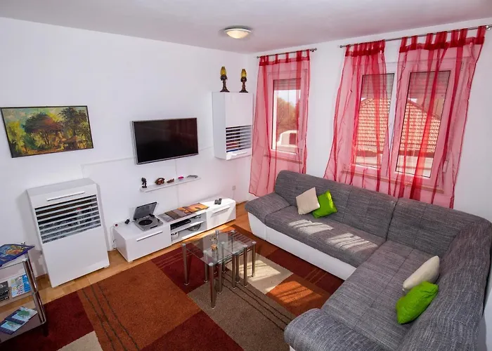 With A Parking Space - 13347 Apartment