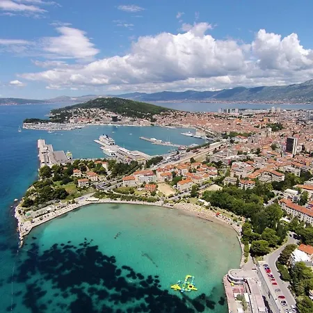 Daire With A Parking Space - 13347 Split