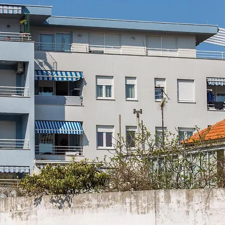 With A Parking Space - 13347 Apartamento